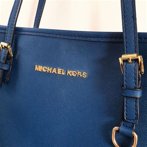 michael kors blå väska|michael kors official website.